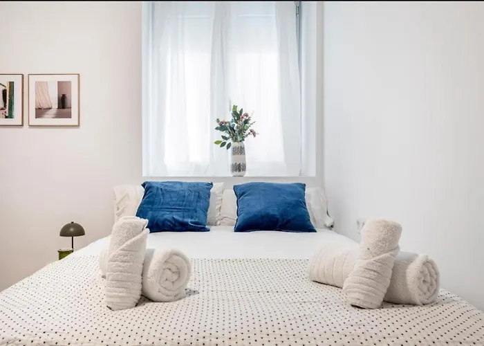 Lugre, Lovely Flat Close To Center Lägenhet Valencia